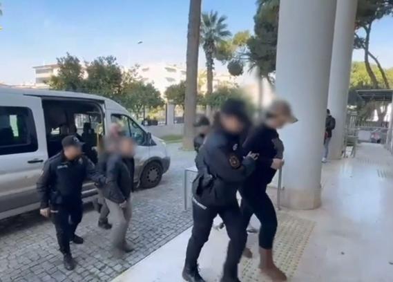 İzmir'de uyuşturucu operasyonuna 18 tutuklama