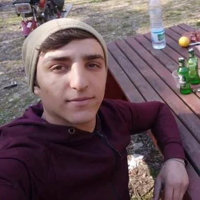 Gönen'de işçi servis midibüsü ile otomobil çarpıştı: 1 ölü, 8 yaralı