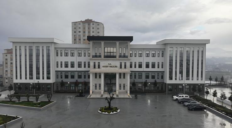 Hatay’da 6 Şubat depremlerinin ardından yapılan valilik binası tanıtıldı