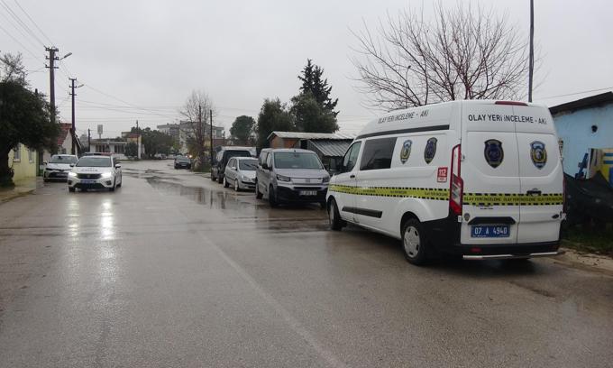 Antalya'da müstakil evde şüpheli ölüm