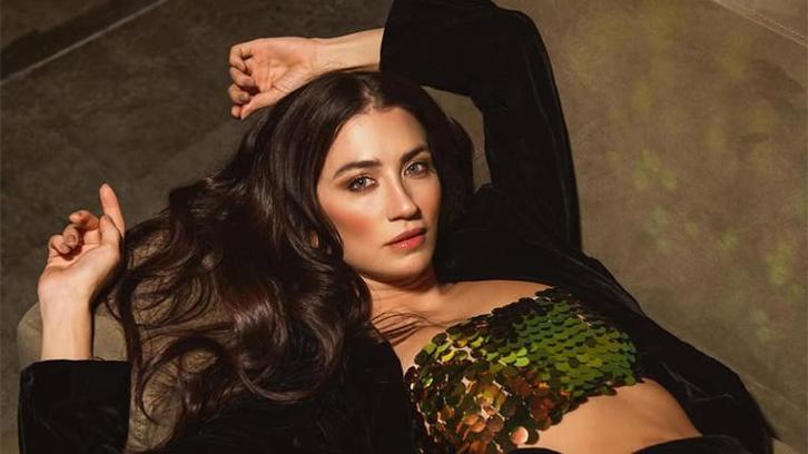 Eşref Rüya’nın hırçın kızı!