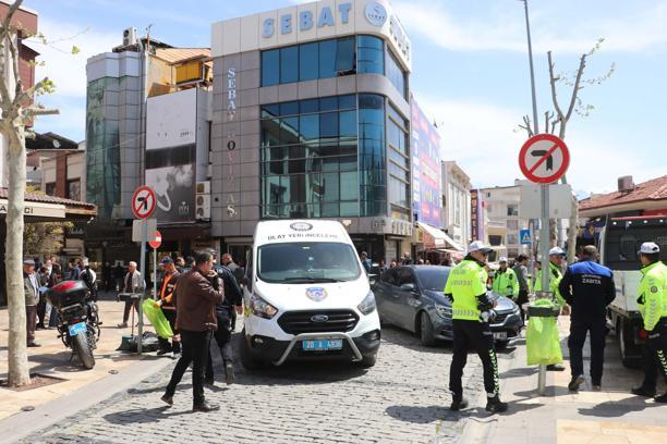 Döviz bürosunda silahlı kavga; 1 yaralı