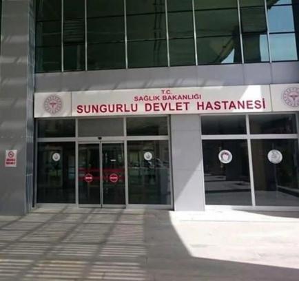 Yurtta kalan 77 öğrenci, gıda zehirlenmesi şüphesiyle hastanede tedaviye alındı