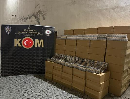 Niğde’de 50 bin paket kaçak sigara ele geçirildi