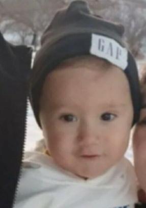 Babasının kullandığı kamyonetin altında kalan  2 yaşındaki Hakan öldü