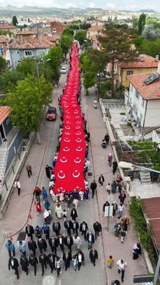 Nevşehir’de 135 metrelik Türk bayrağı ile 19 Mayıs yürüyüşü