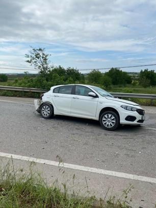 Çanakkale’de 2 otomobilin çarpıştı: 2 ölü, 3 yaralı