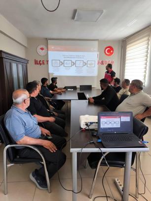 Bor’da üreticilere hayvancılık eğitimi