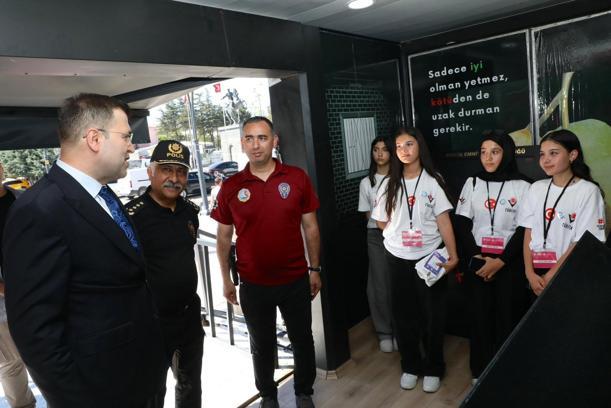Narko TIR vatandaşlarla buluştu