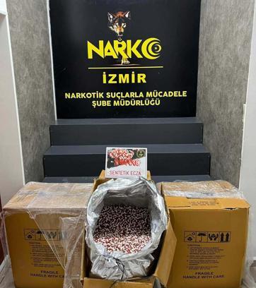 İzmir'de uyuşturucu operasyonu; 2 tutuklama