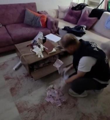 Üsküdar’da uyuşturucu operasyonu: 1 kilo 816 gram uyuşturucu ele geçirildi