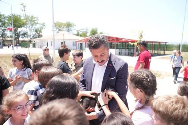 Yenişehir Hayvan Bakımevi Ve Doğal Yaşam Alanı kapılarını çocuklara açtı
