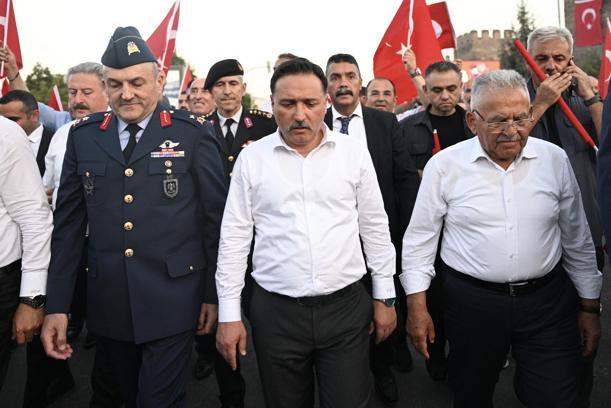 İç Anadolu'da 15 Temmuz Demokrasi ve Milli Birlik Günü dolayısıyla yürüyüş düzenlendi