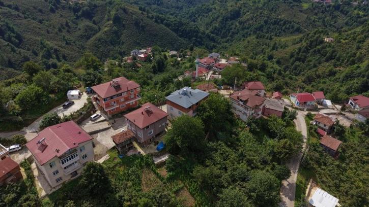 Karadeniz'de ilginç mahalle! Herkesin soyadı aynı