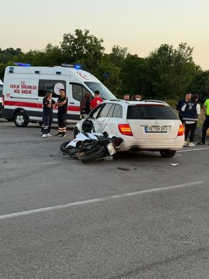 Otomobille çarpışan motosikletin sürücüsü öldü