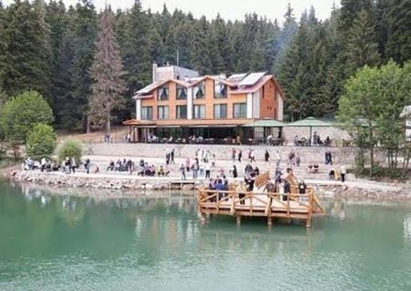 İlan üstüne ilan verdi, 100 bin TL'ye aşçı bulamadı