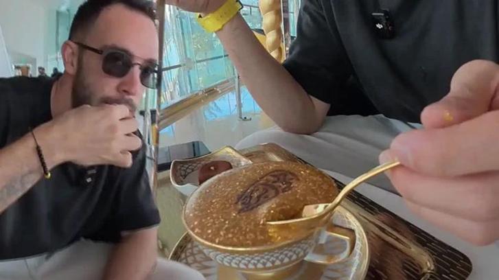 Dubai'de altının tadına baktı