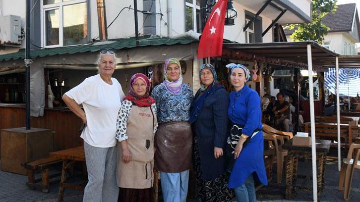 Akçakoca'da manav mutfağının coğrafi işaretli asırlık lezzeti kadın dayanışmasıyla yaşatılıyor