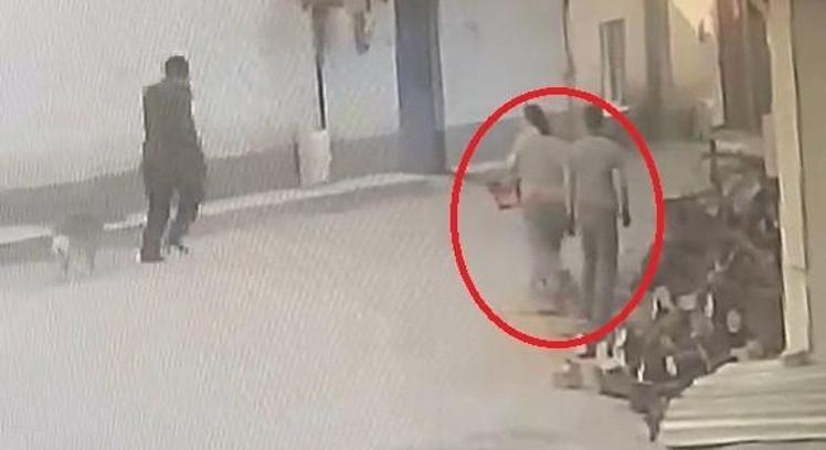 Bursa'da motorlu testereyle korkutulan yaşlı kişi kaçarken düştü