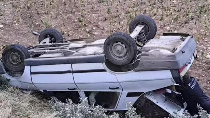 Otomobil şarampole devrildi 1 kişi yaralandı