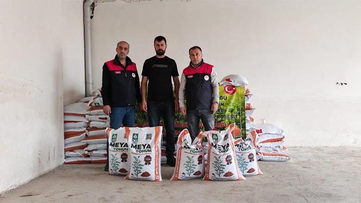 Elazığ'da üreticiye yüzde 70 hibe müjdesi: 10 ton tohum dağıtıldı!