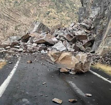 Şırnak-Beytüşşebap kara yolu ulaşıma kapandı