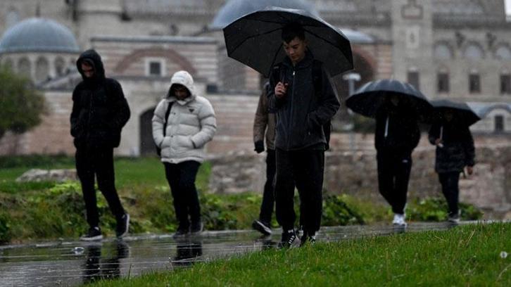 Sağanak yağışlar kuvvetli dönüyor! Meteoroloji ve AKOM tarih vererek 23 ili yaşanabilenecek olmusuzluklara karşı uyardı