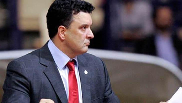 Efes'in yeni koçu iş başı yapıyor!