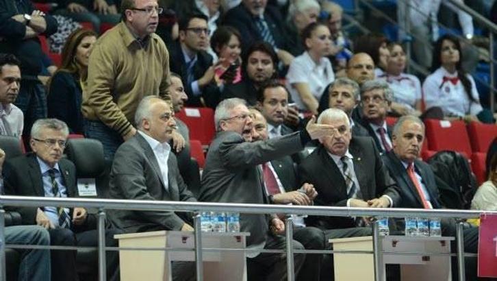 'Voleybolda küçülelim siz de rahat edin'