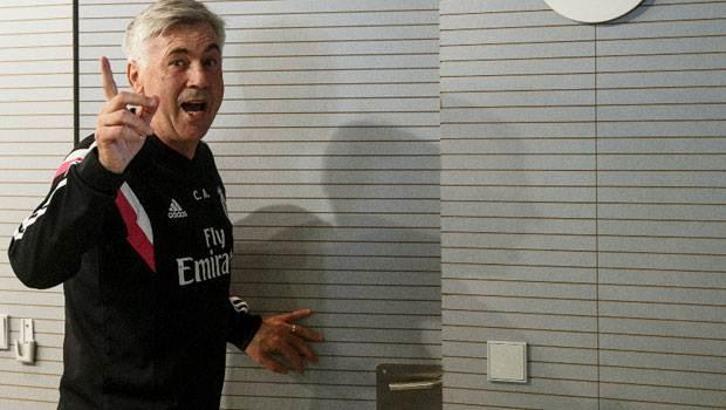 Milan'da Ancelotti sesleri