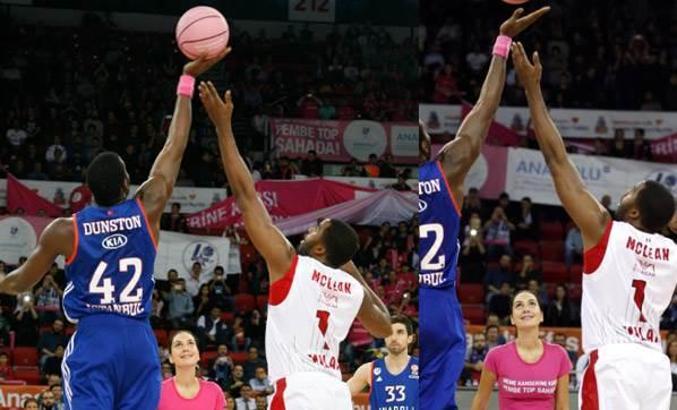 Bergüzar Korel “Pembe Top” ile hava atışını yaptı