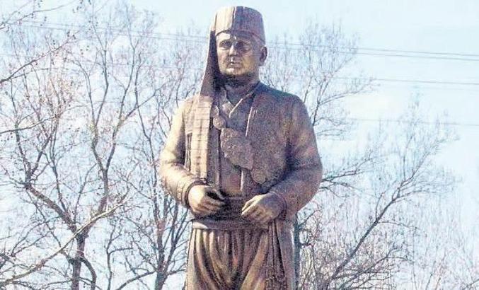 Hırsızlar, ağaların tespihine dadandı