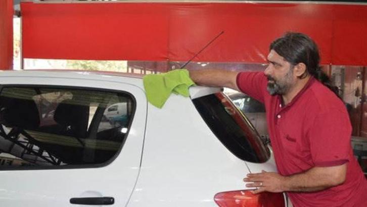 Faruk Yiğit oto yıkamacı oldu