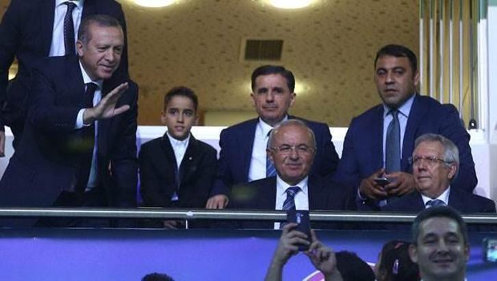 Cumhurbaşkanı Erdoğan ve Aziz Yıldırım kupa finalini birlikte izledi