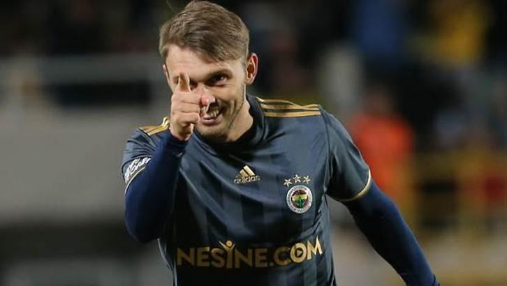 Karavaev müthiş başladı!
