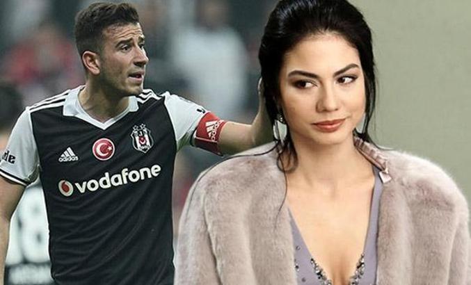 Demet Özdemir ile Oğuzhan Özyakup aşk yaşıyor!