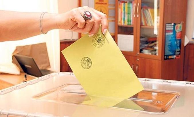 Son referandum anketi yapıldı! Kadın seçmen daha çok kararsız