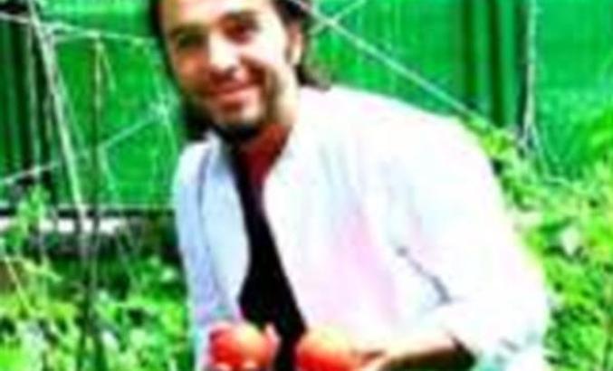 İsmail YK çiftçi oldu!