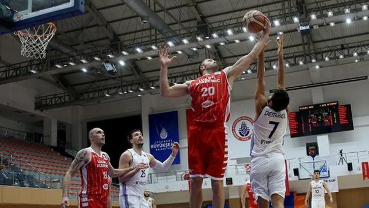 İstanbul BBSK grupta ilk galibiyetini aldı