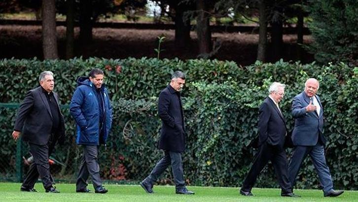 Aziz Yıldırım'dan oyunculara! "Formanın hakkını verin"