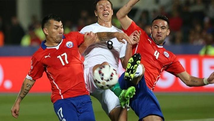 Gary Medel ve Isla'ya milli davet