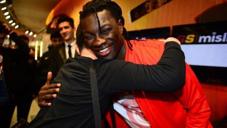 Gomis'ten taraftarlara galibiyet sözü