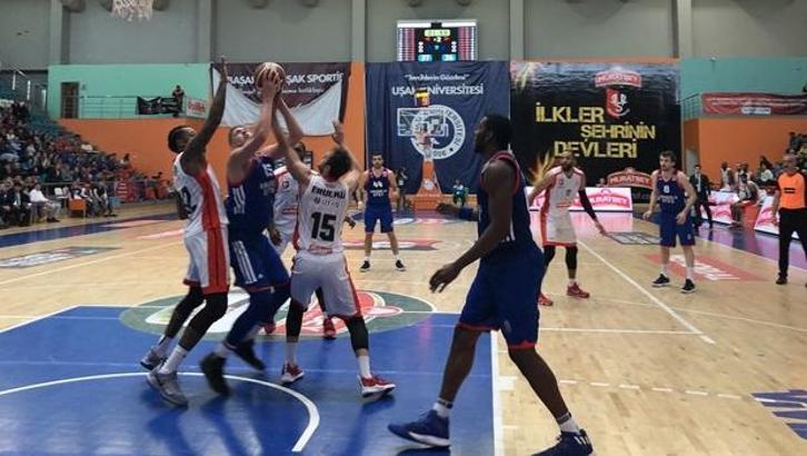 Anadolu Efes deplasmanda kazandı