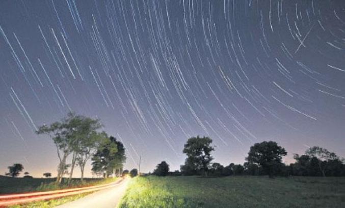 Meteor şöleni var