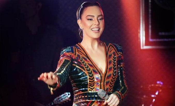 Duruşmaya gelmeyen Ebru Gündeş son kez uyarıldı