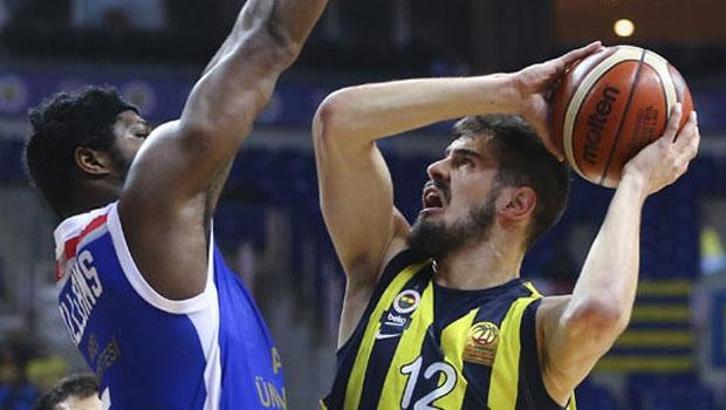 Fenerbahçe'den Büyükçekmece'ye 37 sayı fark!