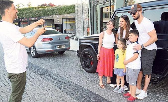 Aslı Enver-Murat Boz çiftine yoğun ilgi