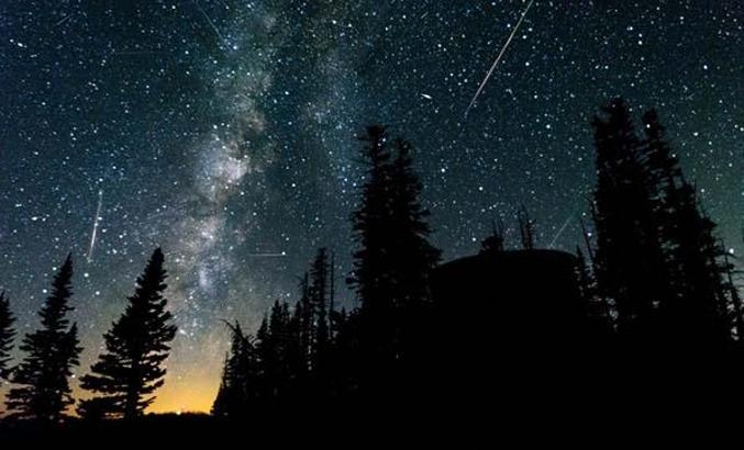 Perseid meteor yağmuru ne zaman? Perseid meteor yağmuru nereden izlenir? İşte 12 Ağustos meteor yağmuru Türkiye saati