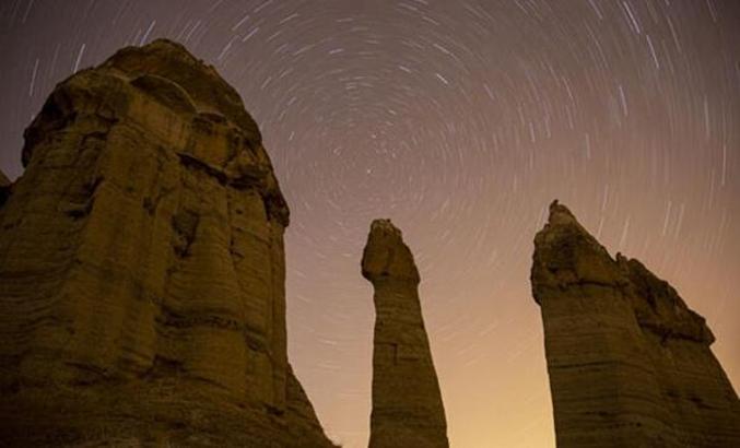Meteor yağmuru nedir? Meteor yağmuru neden olur? (Perseid göktaşı yağmuru 2020)