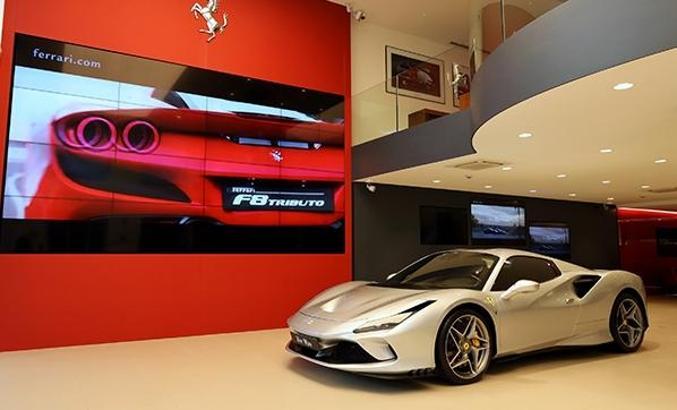 Ferrari’den İstanbul’a özel showroom